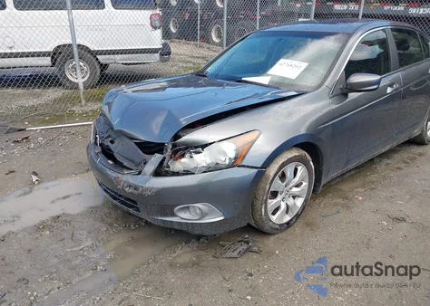 2010 Honda Accord 2.4 Ex z USA, uszkodzony, nr VIN 1HGCP2F74AA086712